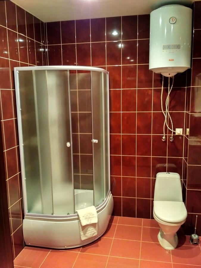 Hotel Restaurant Complex Roman'S Vishenki  Екстериор снимка